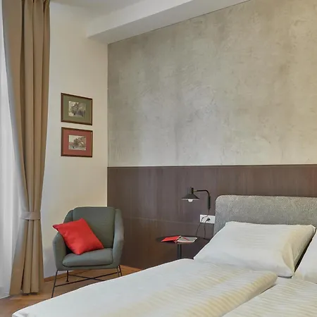 Aparthotel Three Golden Crowns Apartments Prague
