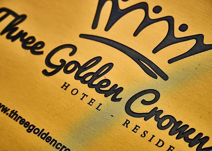 Three Golden Crowns Apartments Ξενοδοχείο με διαμερίσματα