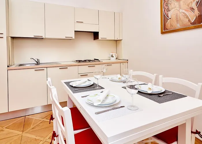 Apartmanhotel Three Golden Crowns Prága
